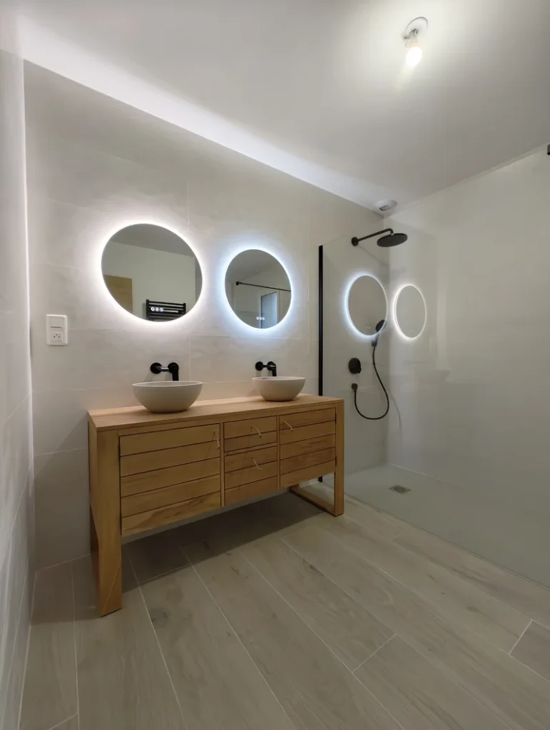 Réalisation plomberie, Nouvelles Énergies Services, Entreprise d’Energie Renouvelable à Fontenay-le-Comte