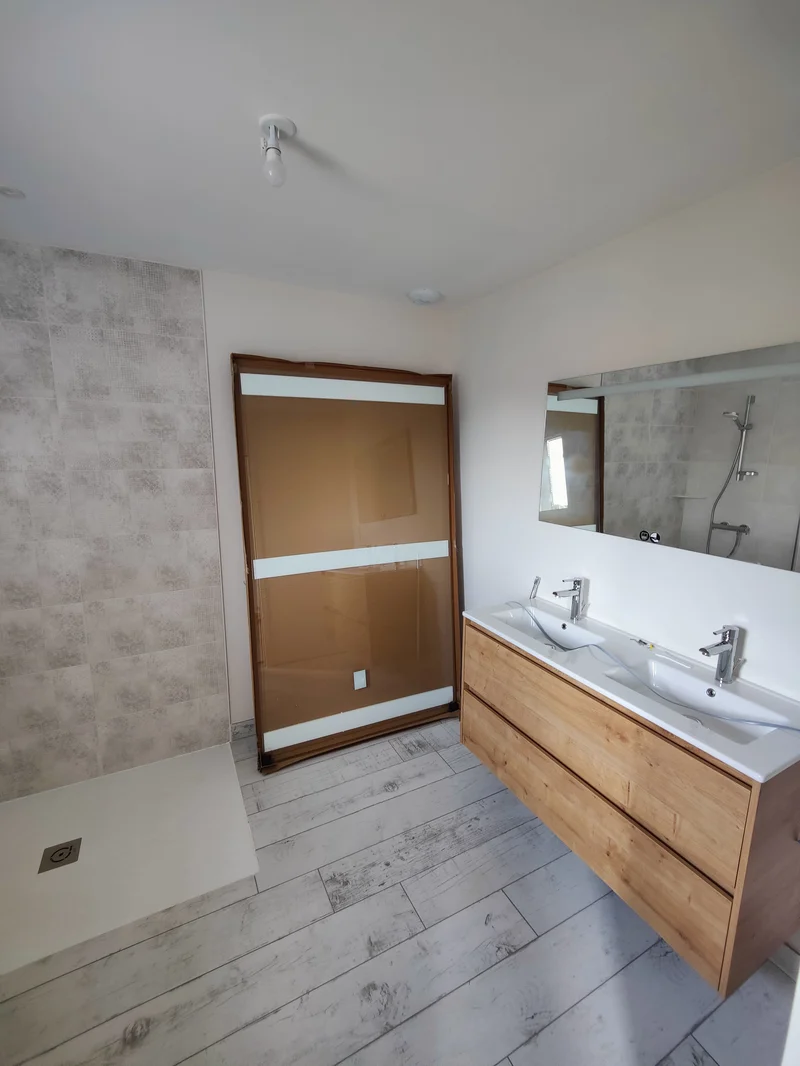 Réalisation plomberie, Nouvelles Énergies Services, Entreprise d’Energie Renouvelable à Fontenay-le-Comte